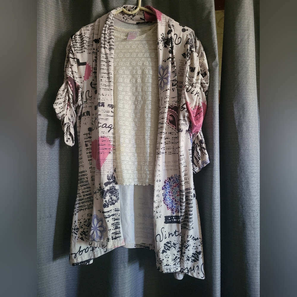 Large cardigan with shirt